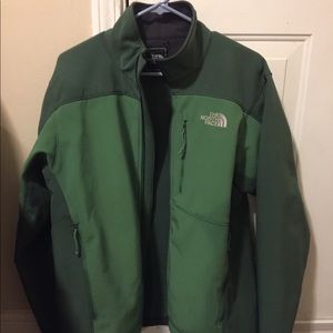 Men’s north face hunter green jacket sz medium